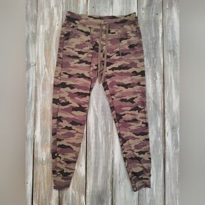 Zyia Purple Camo Unwind Joggers Size M